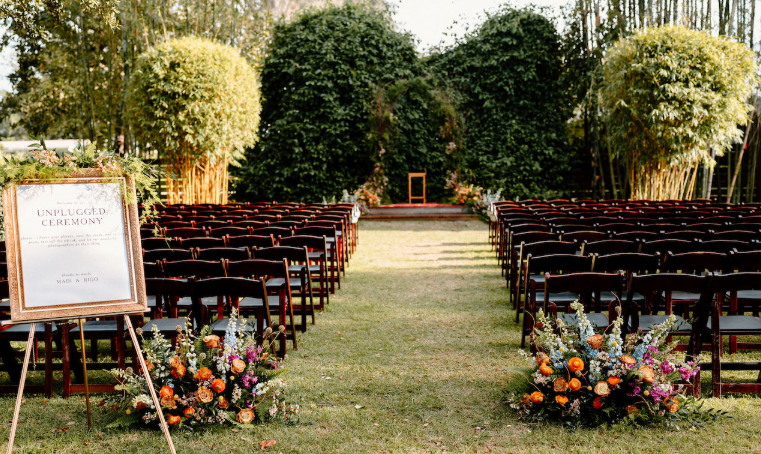Secret Garden Ceremonies: Undangan dan Souvenir Bertema Alam yang Penuh Makna